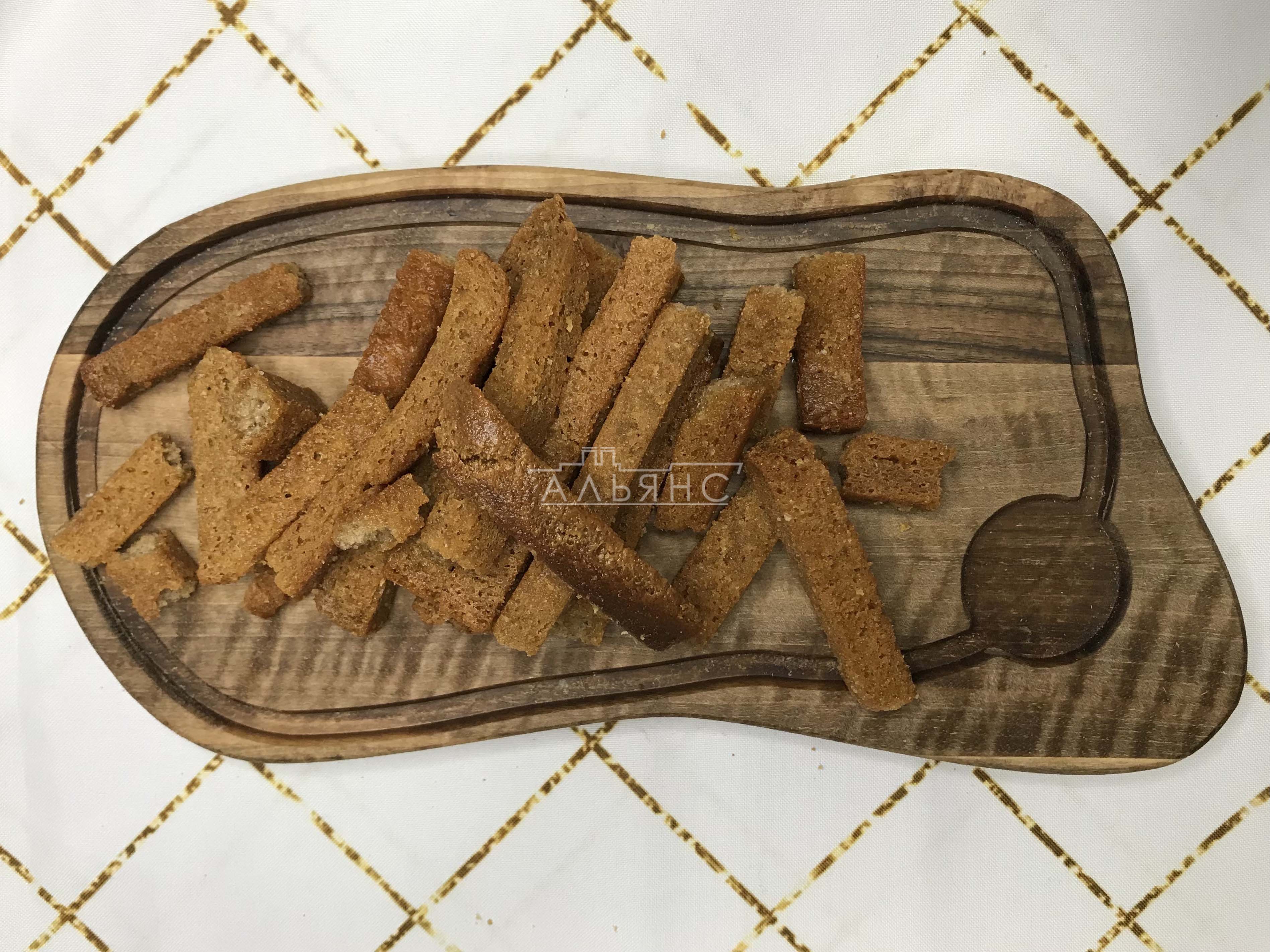 Деревенские гренки с чесноком во Владикавказе