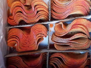 Лаваш со вкусом красной икры: Ресторанные гренки с паприкой