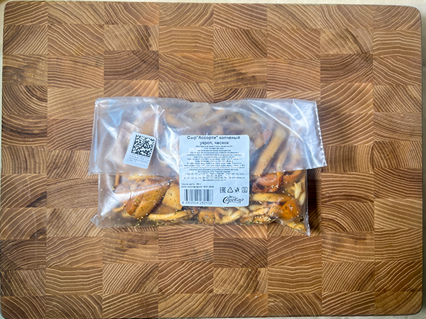 Сыр 150 гр ГОРНЫЙ СЫРОВАР (Ассорти копчёный с укропом и чесноком) во Владикавказе